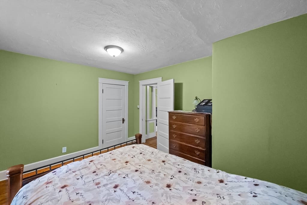 10 Tilbury St, Worcester MA 01603 photo 15