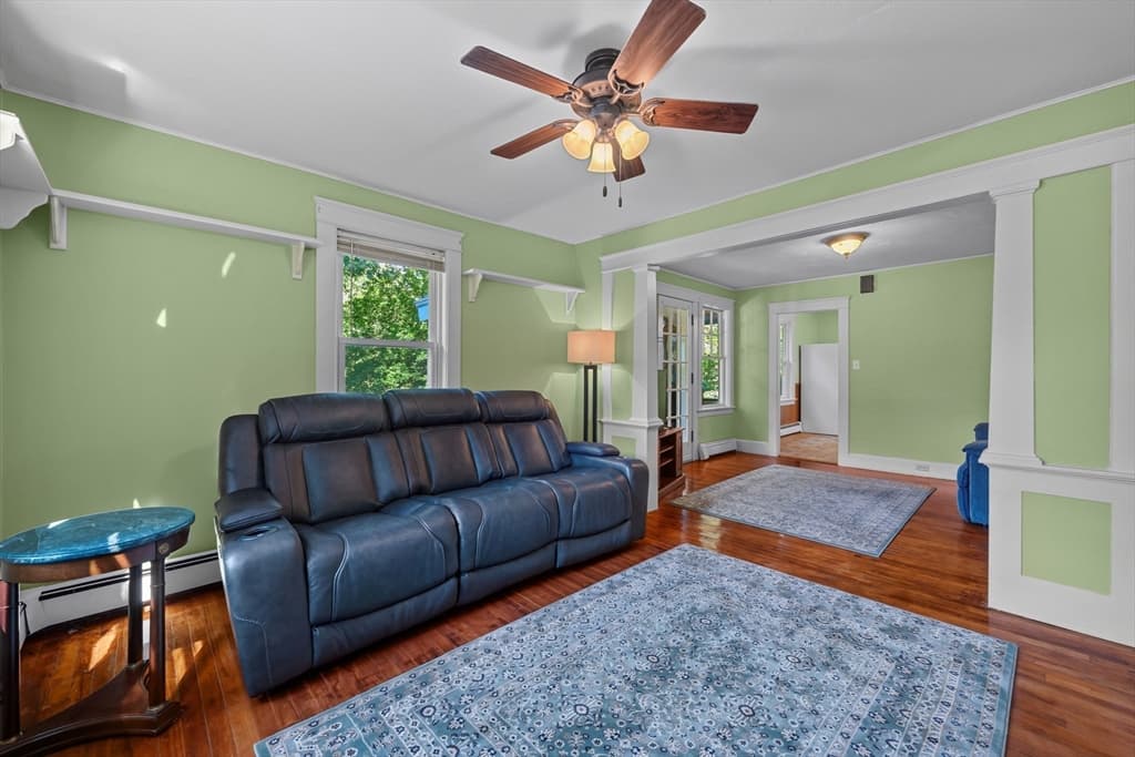 10 Tilbury St, Worcester MA 01603 photo 4