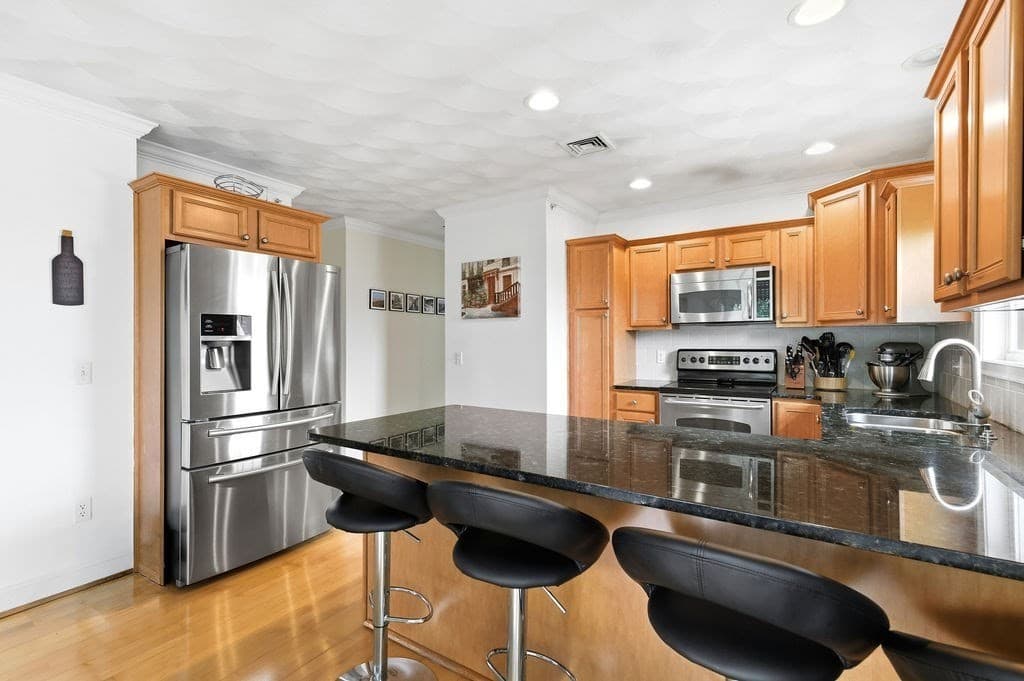200 Roger Williams Ave # 205, East Providence RI 02916 photo 6