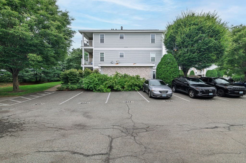 200 Roger Williams Ave # 205, East Providence RI 02916 photo 26