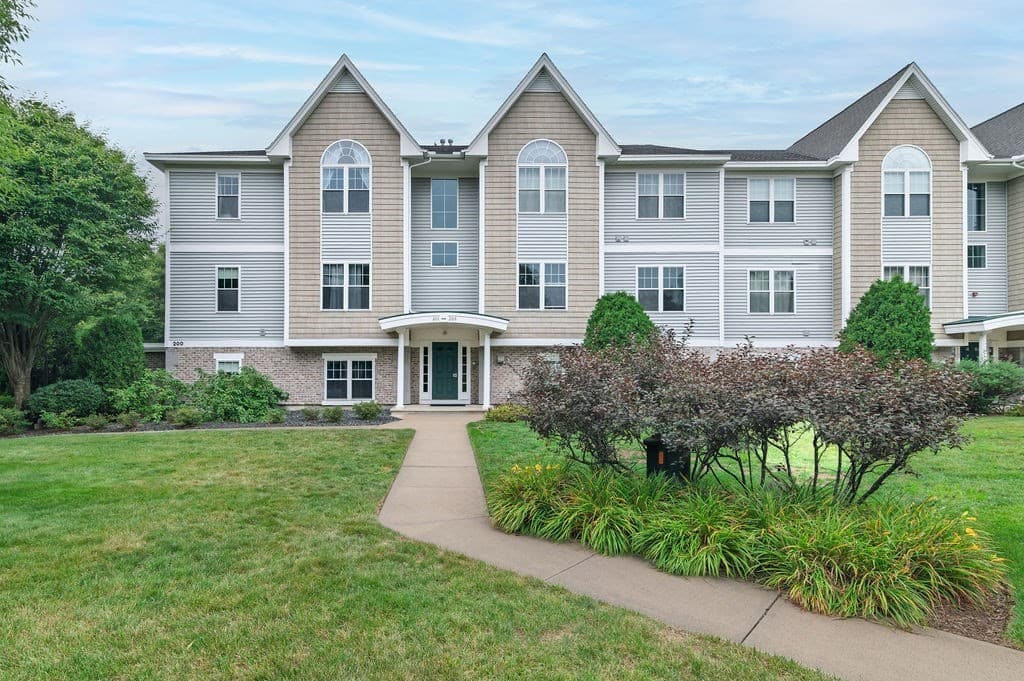 200 Roger Williams Ave # 205, East Providence RI 02916