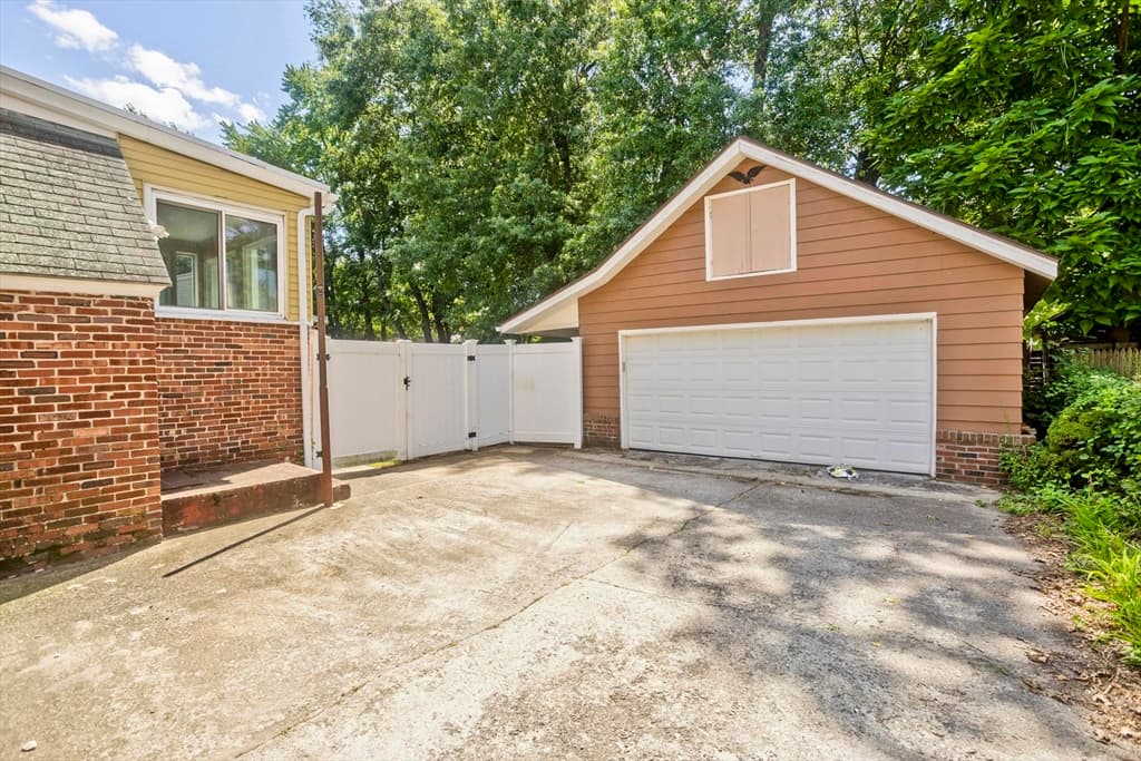 Single Family Residence at 86 Laurence, Springfield MA 01104, Springfield, photo 42 of 42