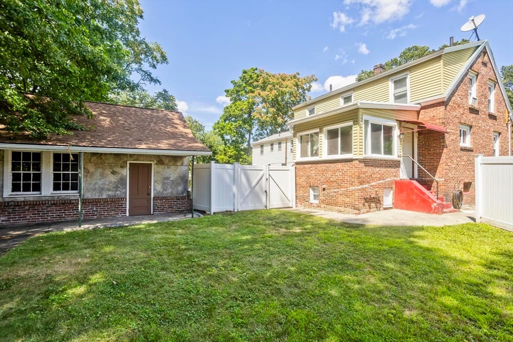 Single Family Residence at 86 Laurence, Springfield MA 01104, Springfield, photo 38 of 42