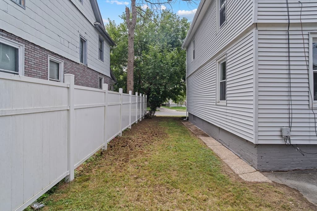 615 White St, Springfield MA 01108 photo 38