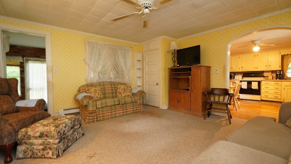 351 Towne St, North Attleboro MA 02760 photo 11