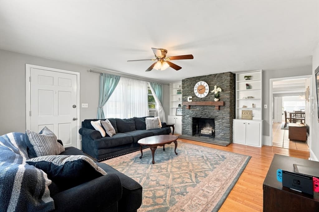 2 Lisa Ave, Acushnet MA 02743 photo 3