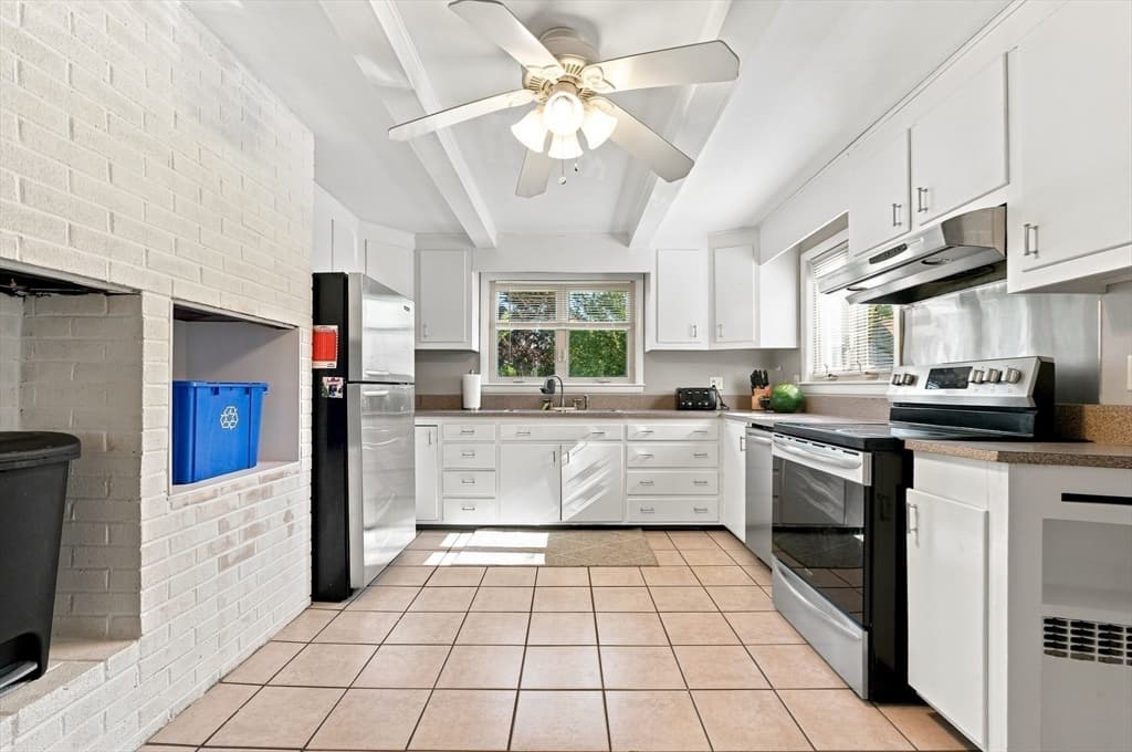 2 Lisa Ave, Acushnet MA 02743 photo 9
