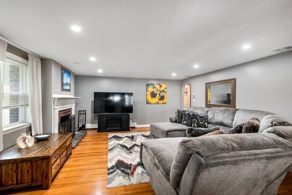 52 Burpee Road, Swampscott MA 01907 photo 11