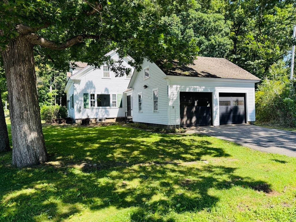 1344 Barre Rd, New Braintree MA 01531 photo 3
