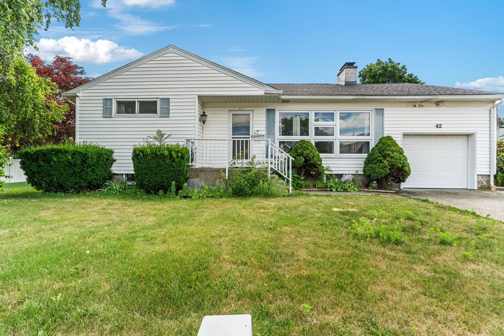 42 Marlboro Street, Worcester MA 01604