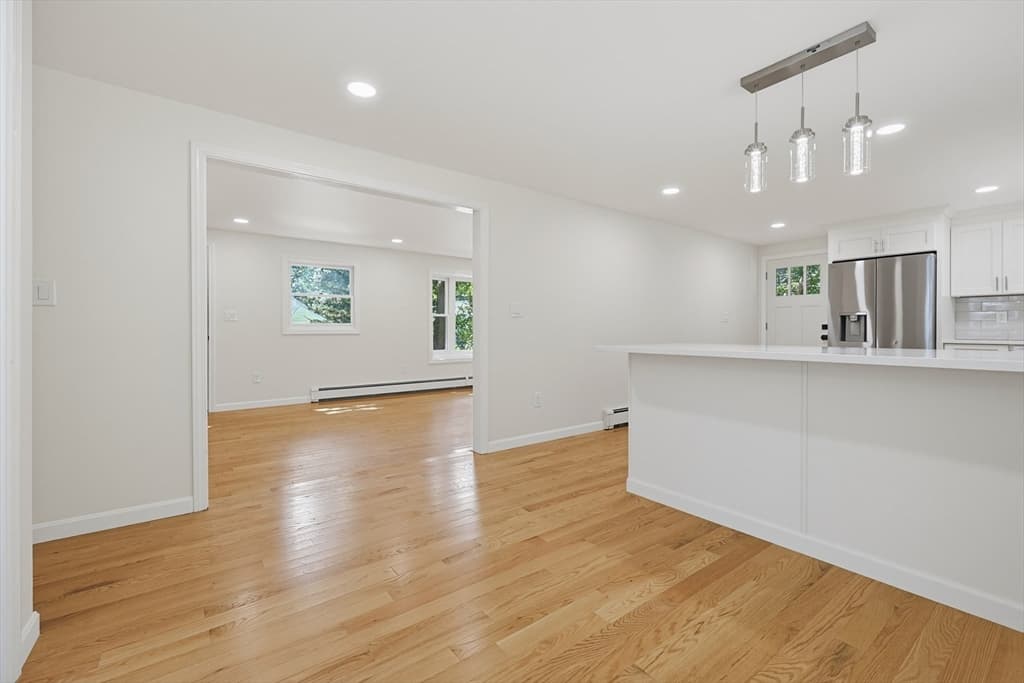 12 White Ave, Concord MA 01742 photo 8