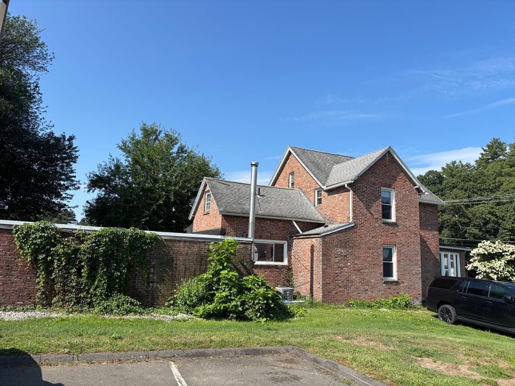 456 Granby Rd, South Hadley MA 01075 photo 9
