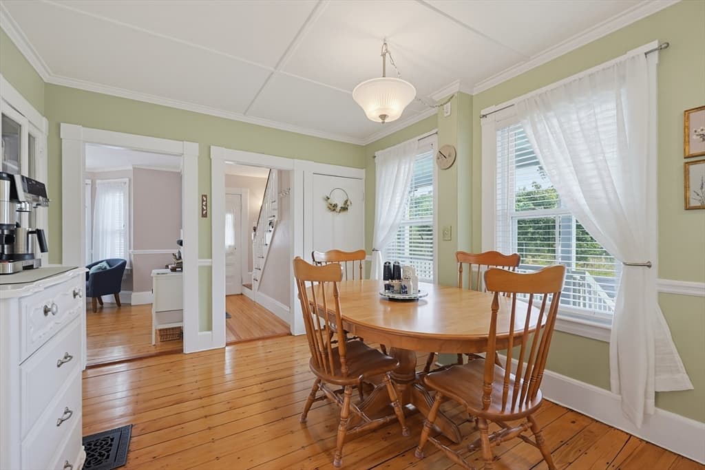 2 Dearborn Ave, Beverly MA 01915 photo 17
