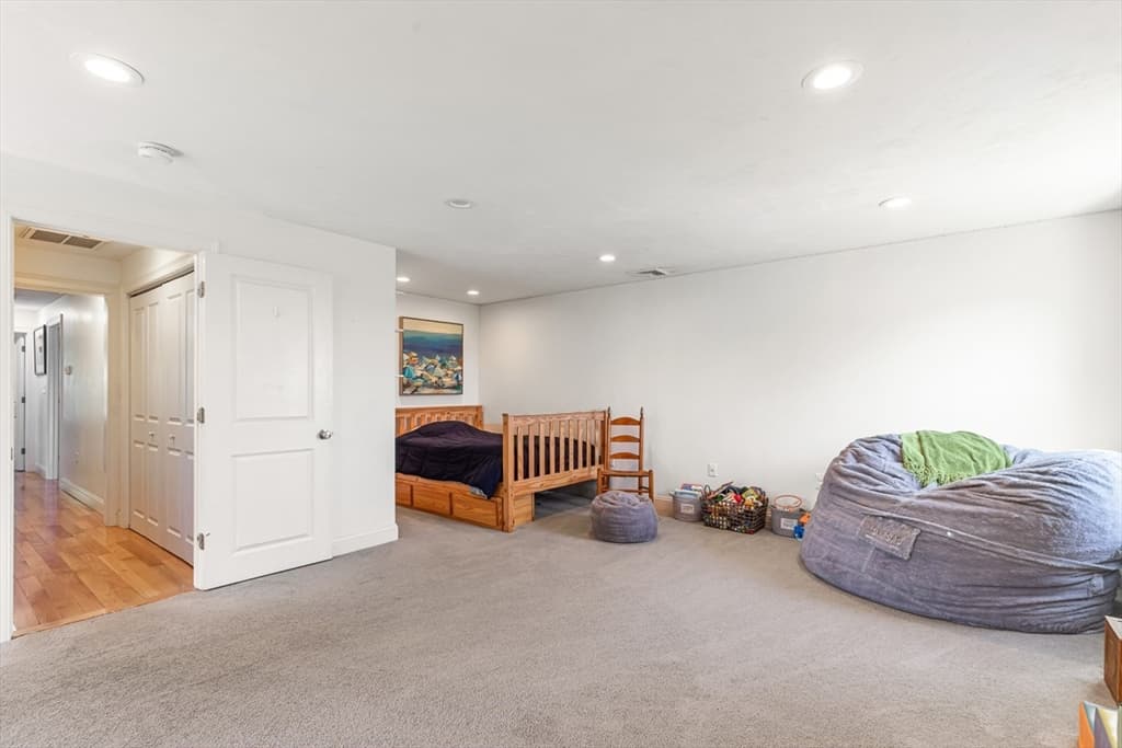 380 N Wheaton Ave, Seekonk MA 02771 photo 35