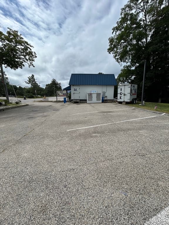 1790 Ocean St, Marshfield MA 02050 photo 2
