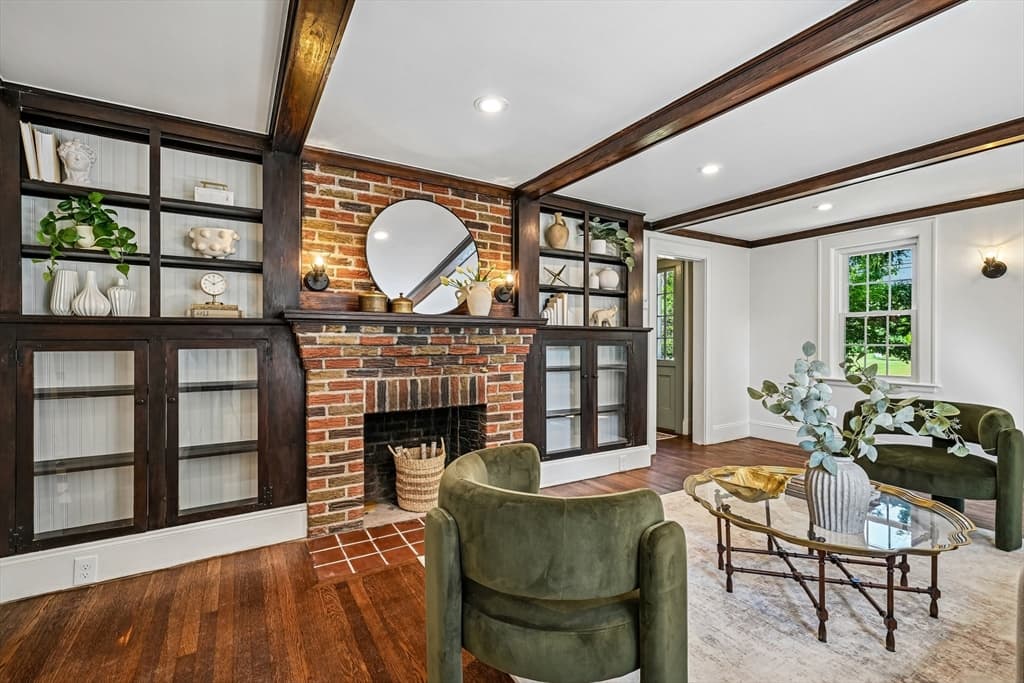 254 Russell St, Woburn MA 01801 photo 7
