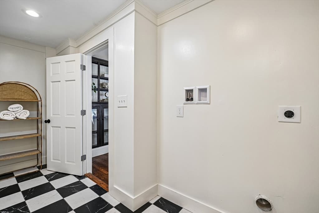 254 Russell St, Woburn MA 01801 photo 20
