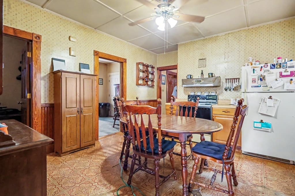 22-24 Hawley St, Lawrence MA 01843 photo 6