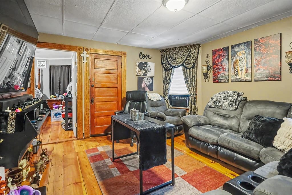 22-24 Hawley St, Lawrence MA 01843 photo 12
