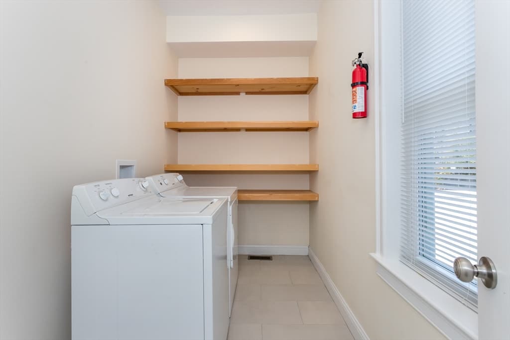 18 Kittredge St # 1, Boston MA 02131 photo 21