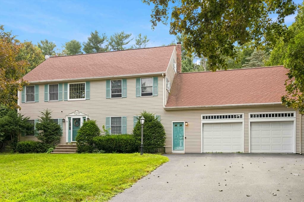 50 North St., Douglas MA 01516