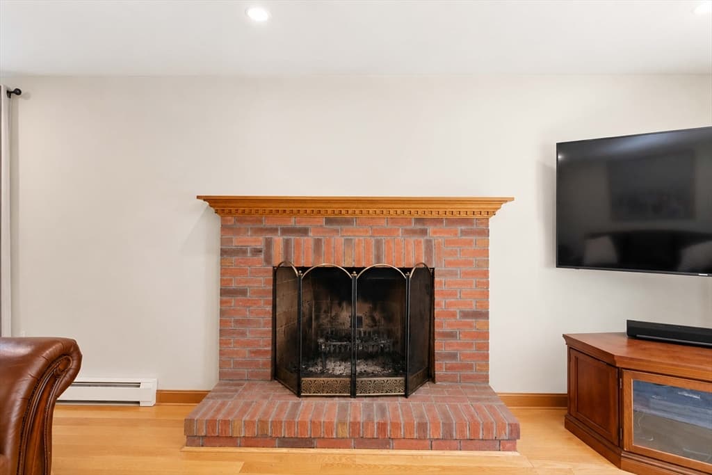 50 North St., Douglas MA 01516 photo 4