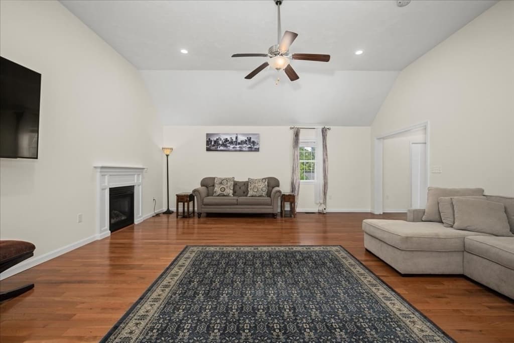 Single Family Residence at 3 Moore Dr, Millbury MA 01527, Millbury, photo 14 of 40