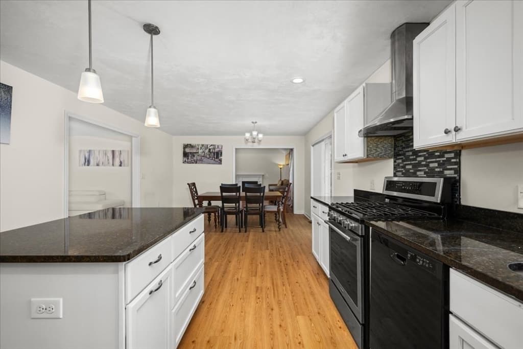 Single Family Residence at 3 Moore Dr, Millbury MA 01527, Millbury, photo 11 of 40
