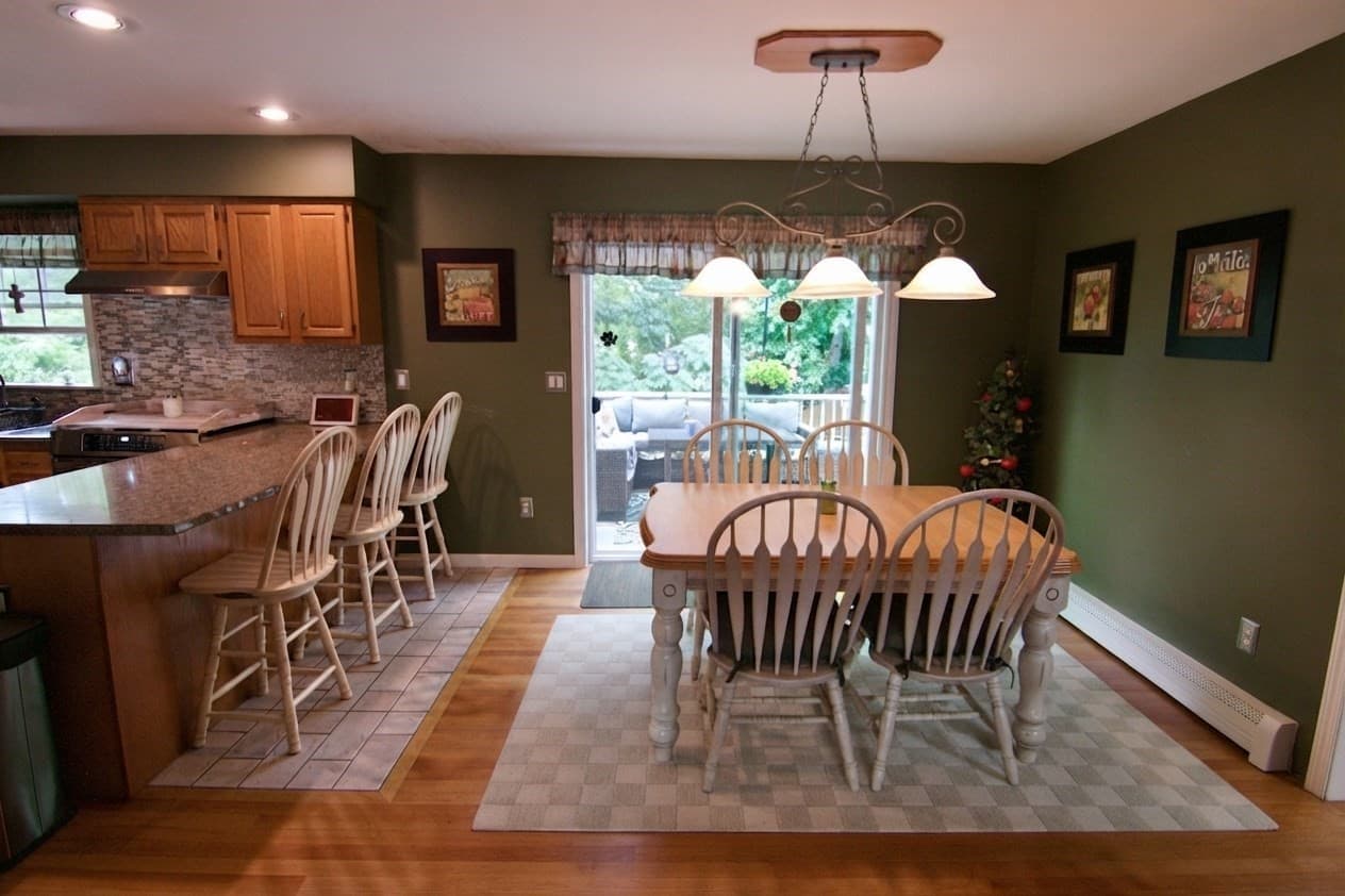 Single Family Residence at 9 Zamora St, Saugus MA 01906, photo 16 of 39