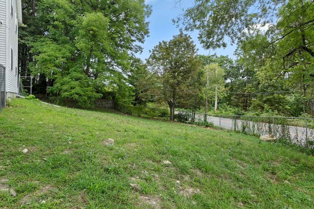 88 Ashburnham St, Fitchburg MA 01420 photo 6