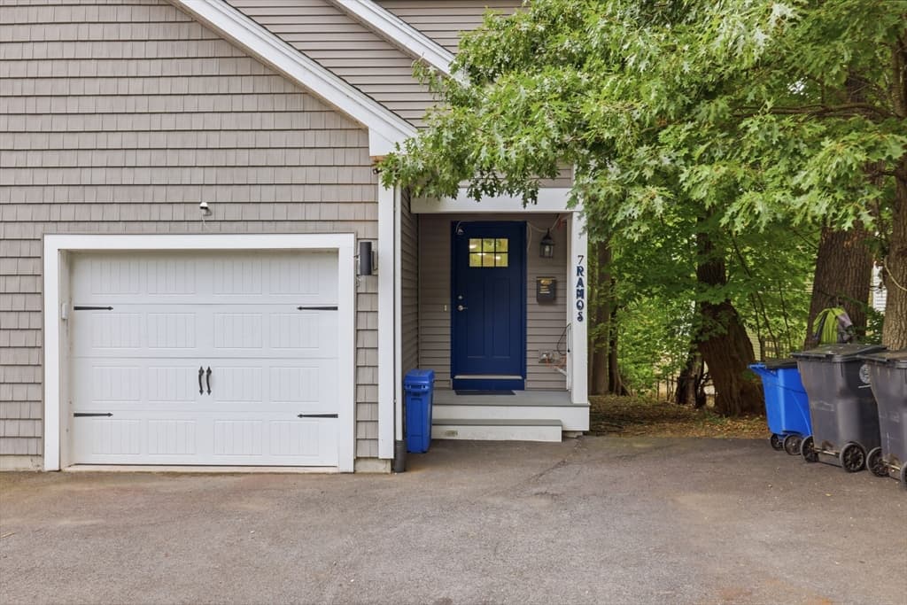 Condominium at 7 Mount Vernon St # 7, Haverhill MA 01830, Haverhill, photo 2 of 9