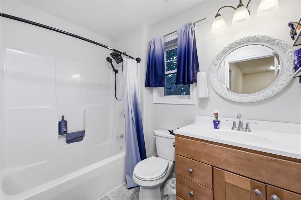 Condominium at 7 Mount Vernon St # 7, Haverhill MA 01830, Haverhill, photo 15 of 22