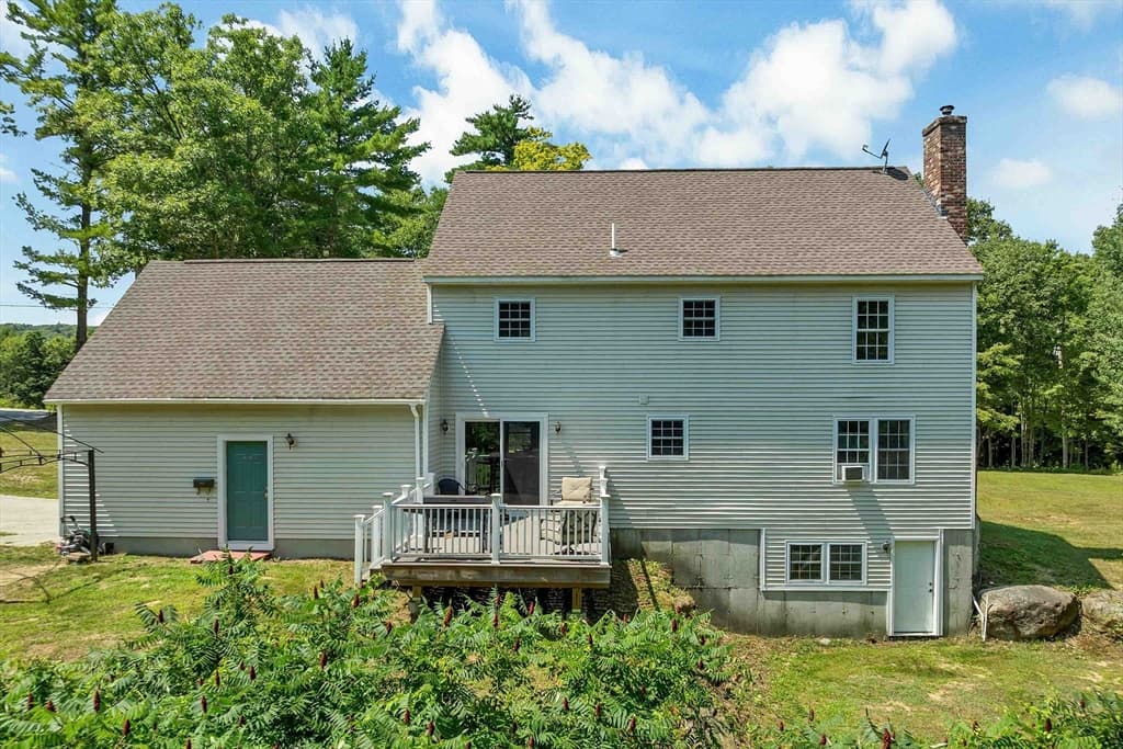 197 Grapevine, Dunbarton NH 03046 photo 4