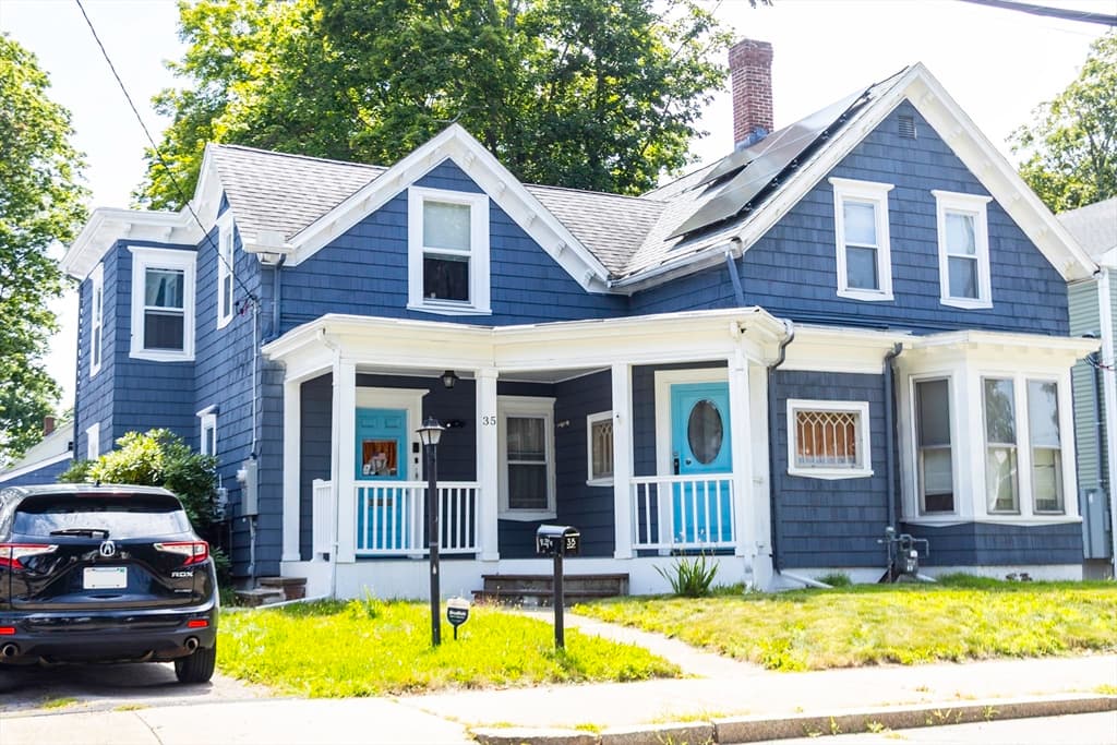 35 Peck St, Attleboro MA 02703