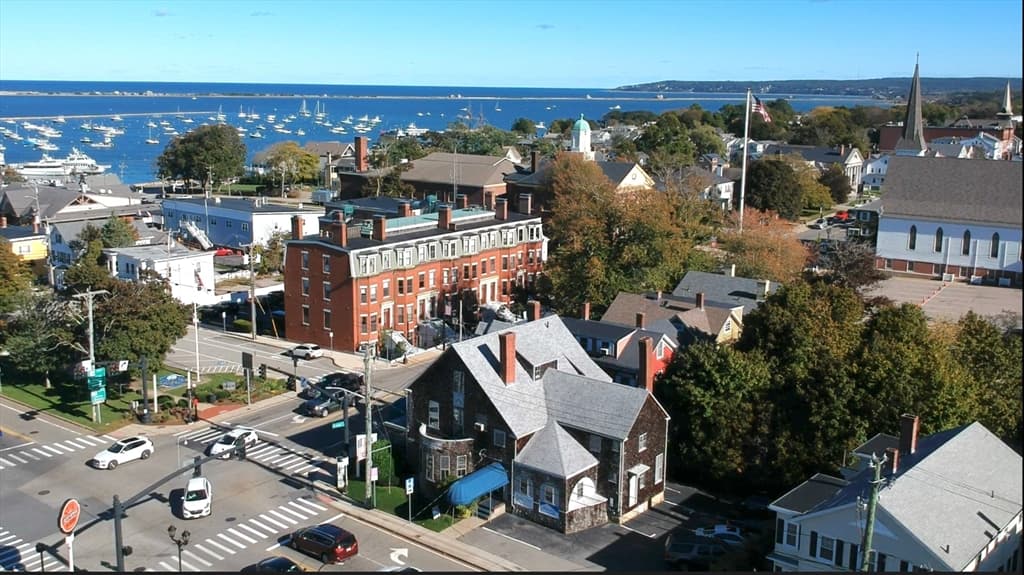 100 Court St, Plymouth MA 02360