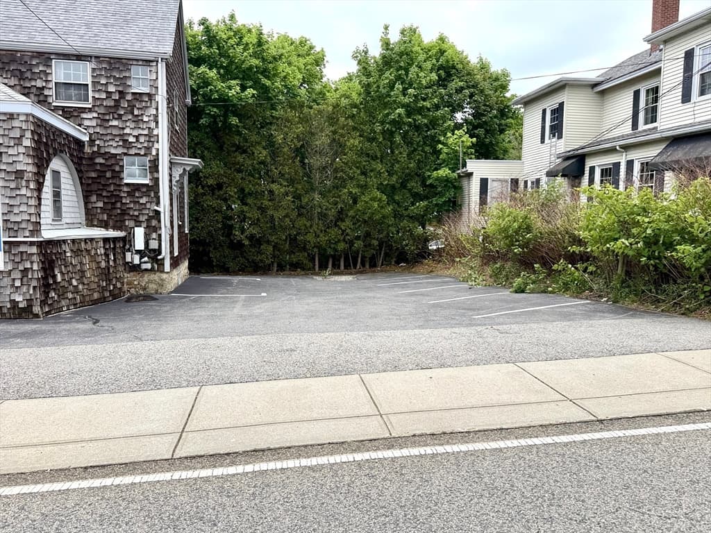 100 Court St, Plymouth MA 02360 photo 28