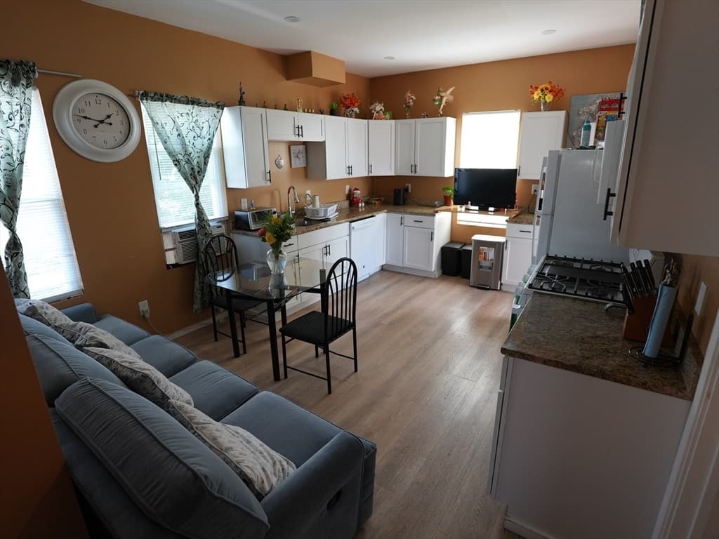 13 Belgrade St, Revere MA 02151 photo 7