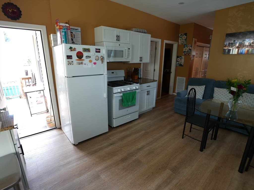 13 Belgrade St, Revere MA 02151 photo 9