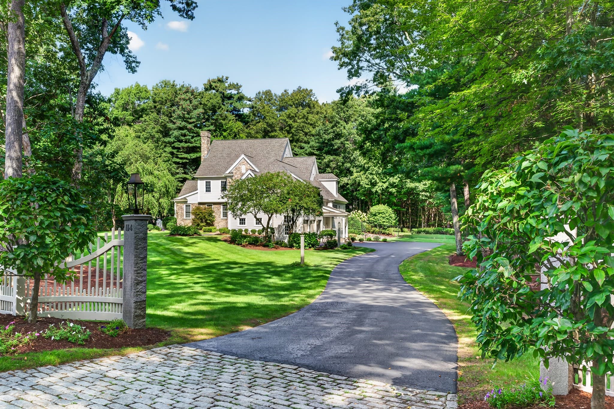 Single Family Residence at 114 Fox Run Rd, Bolton MA 01740, Bolton, photo 3 of 42