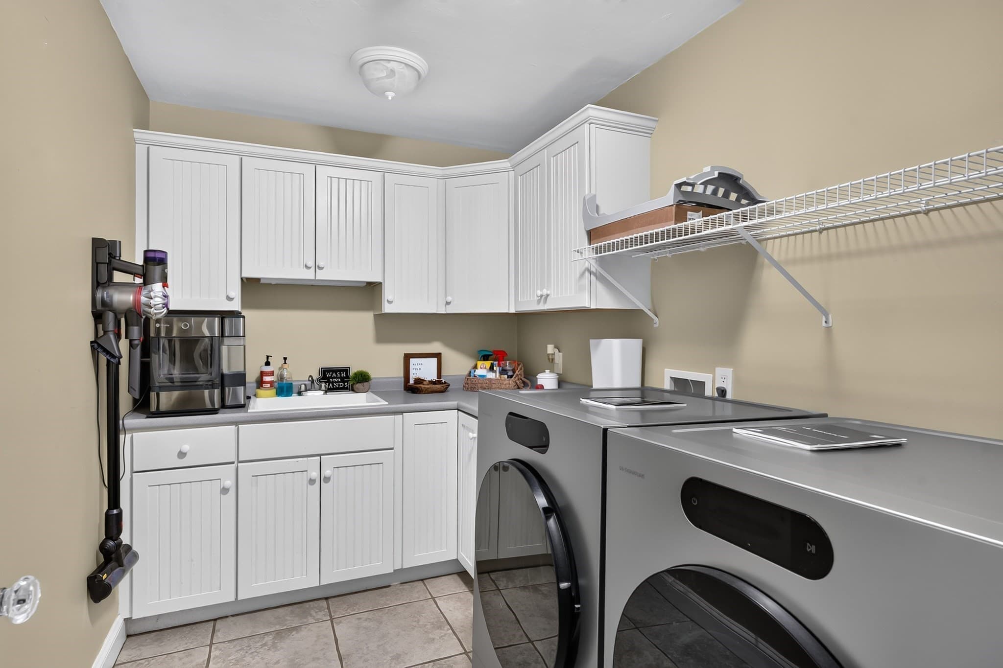 Single Family Residence at 114 Fox Run Rd, Bolton MA 01740, Bolton, photo 30 of 42