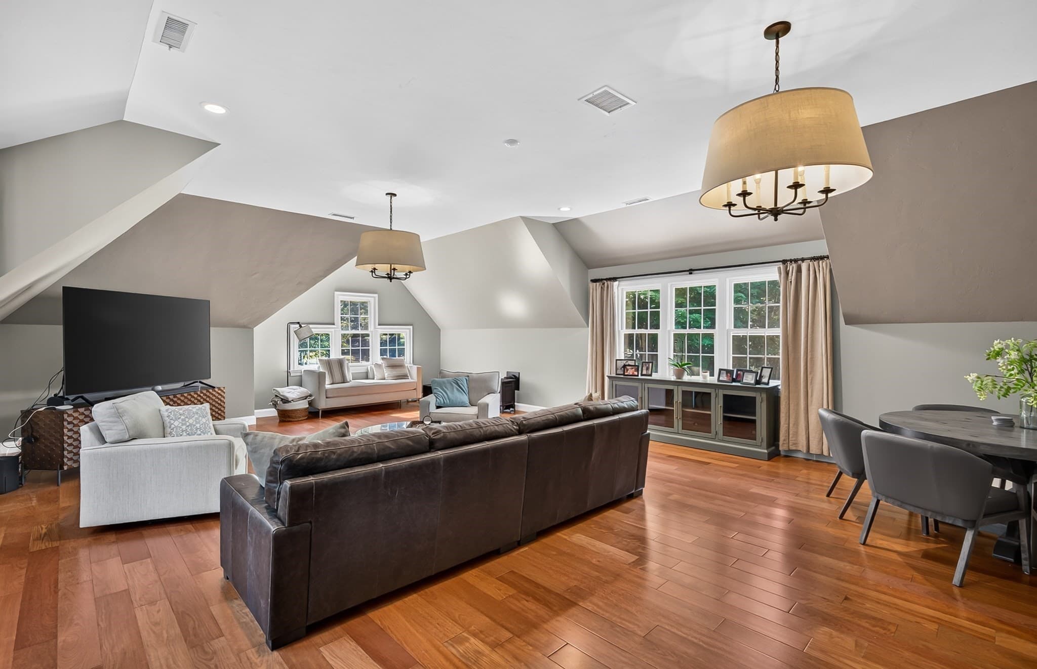 Single Family Residence at 114 Fox Run Rd, Bolton MA 01740, Bolton, photo 18 of 42