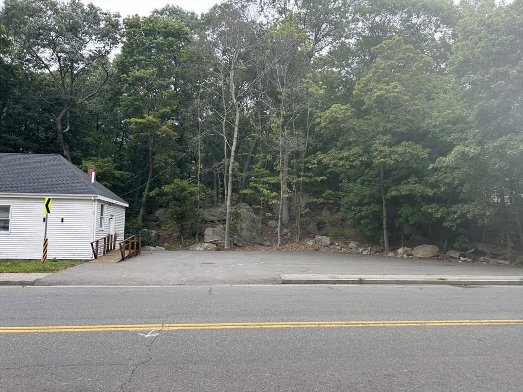 630 Salem St, Lynnfield MA 01940 photo 12