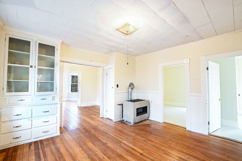82 Eugenia St, New Bedford MA 02745 photo 6