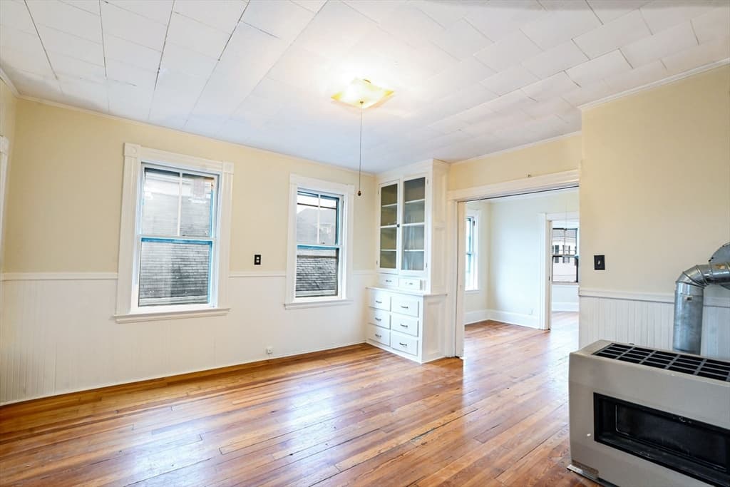 82 Eugenia St, New Bedford MA 02745 photo 7