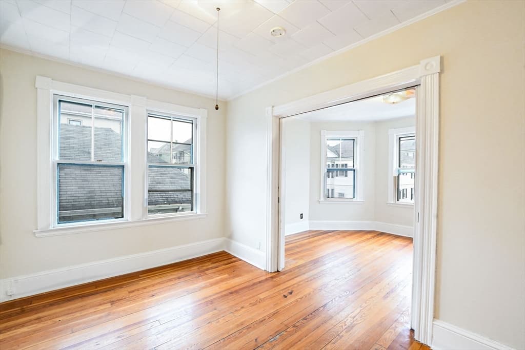 82 Eugenia St, New Bedford MA 02745 photo 14