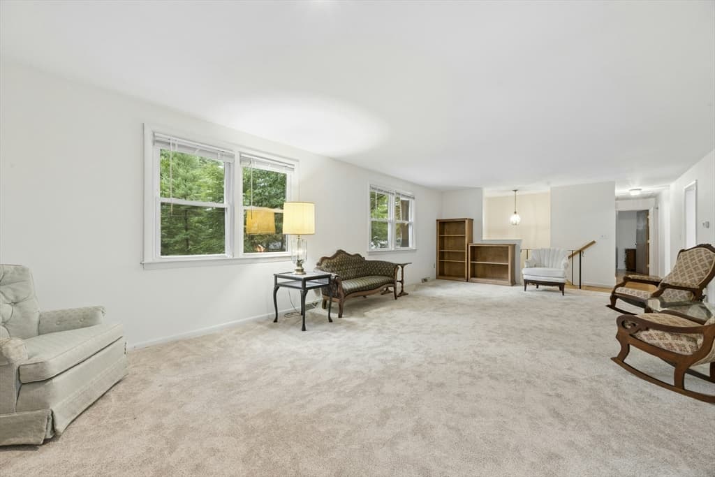 210 Chamberlain St, Holliston MA 01746 photo 11