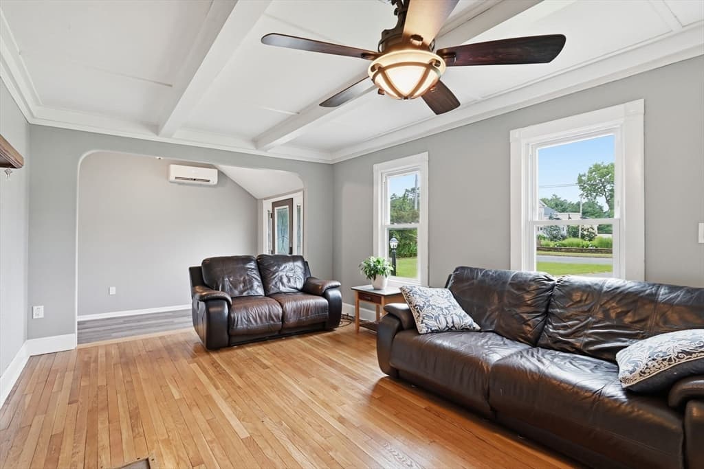 142 Cooper, Agawam MA 01001 photo 9