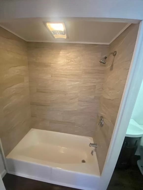 73 Southgate St, Worcester MA 01603 photo 6