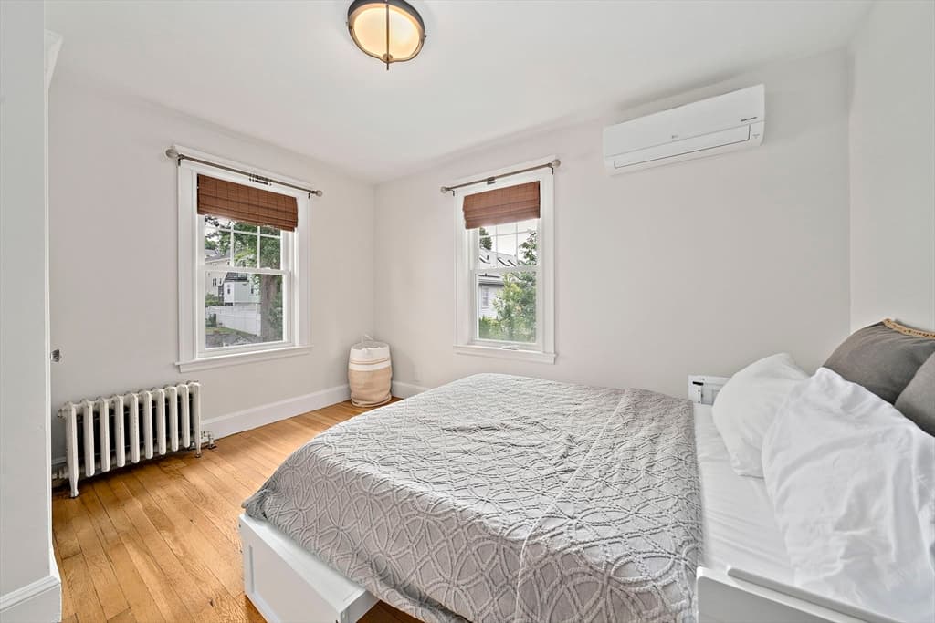 Single Family Residence at 18 Thurlow St, Boston MA 02132, Boston, photo 15 of 28