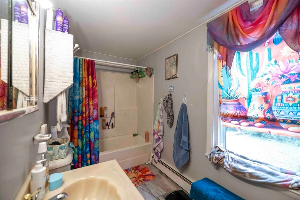 610 Bradford Ave, Fall River MA 02721 photo 17